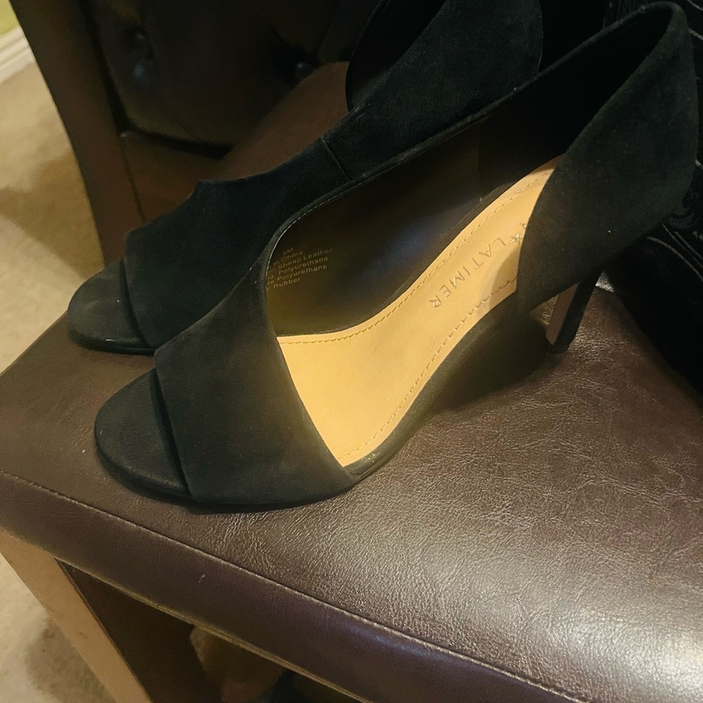 Gibson Latimer black heels